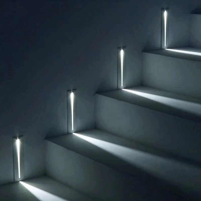 Luminária de Pé Impermeável 3W - Outdoor Lighting With Outlet avaliação e preço